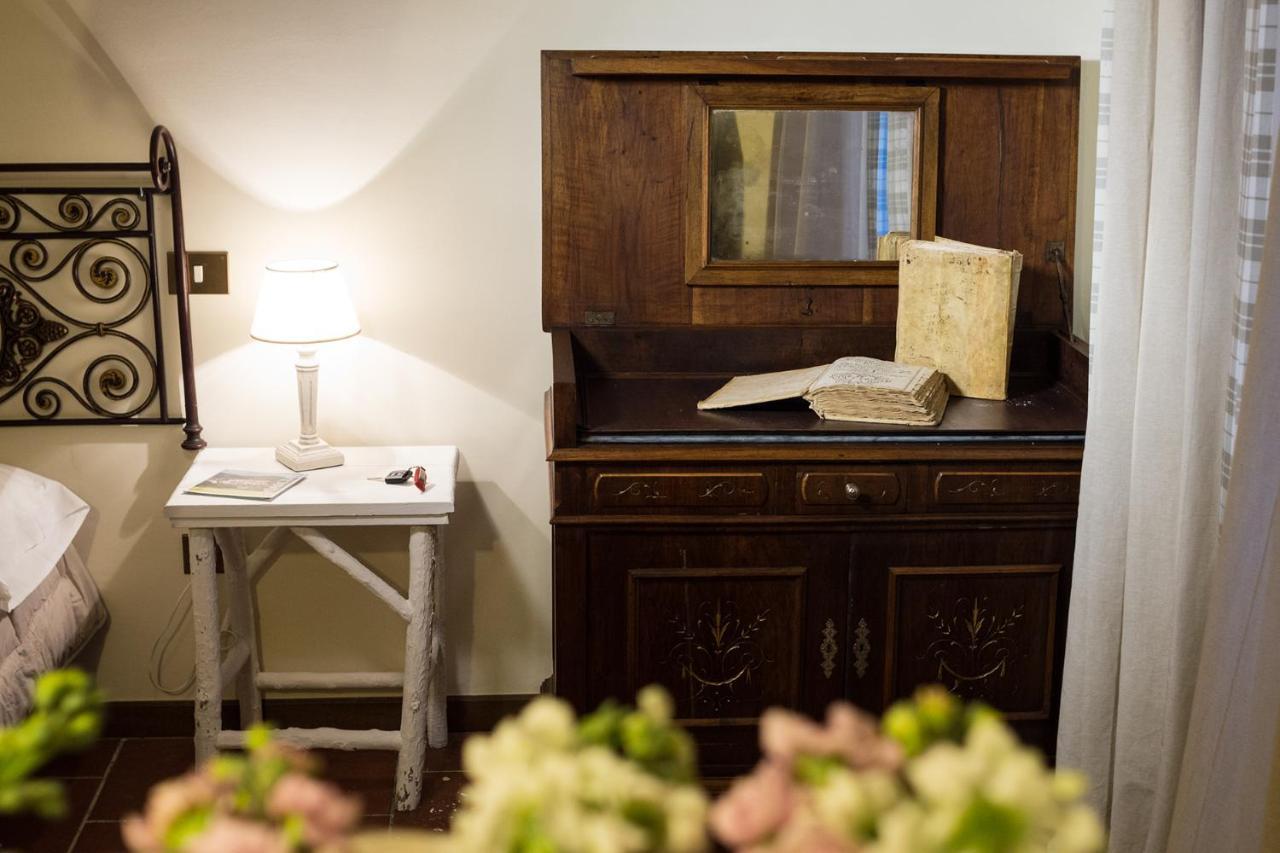 Agriturismo La Commenda-Adults Only Cascia Room photo