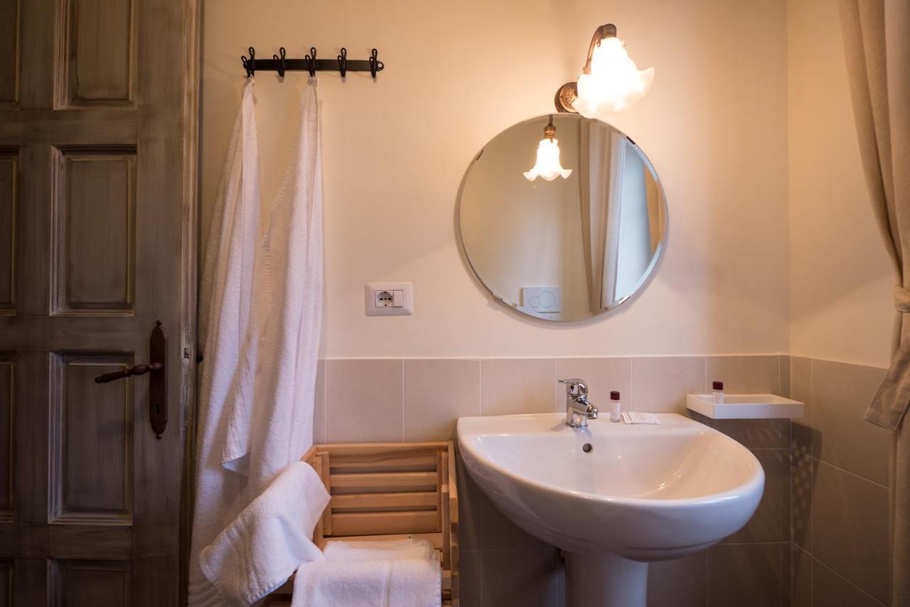 Agriturismo La Commenda-Adults Only Cascia Room photo