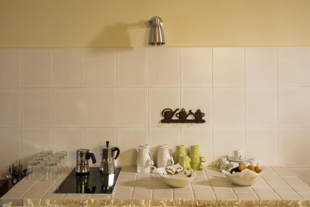 Agriturismo La Commenda-Adults Only Cascia Room photo