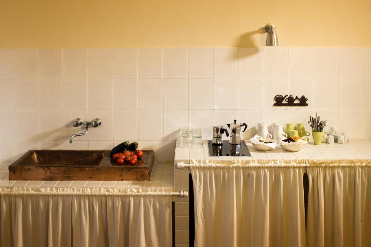 Agriturismo La Commenda-Adults Only Cascia Room photo