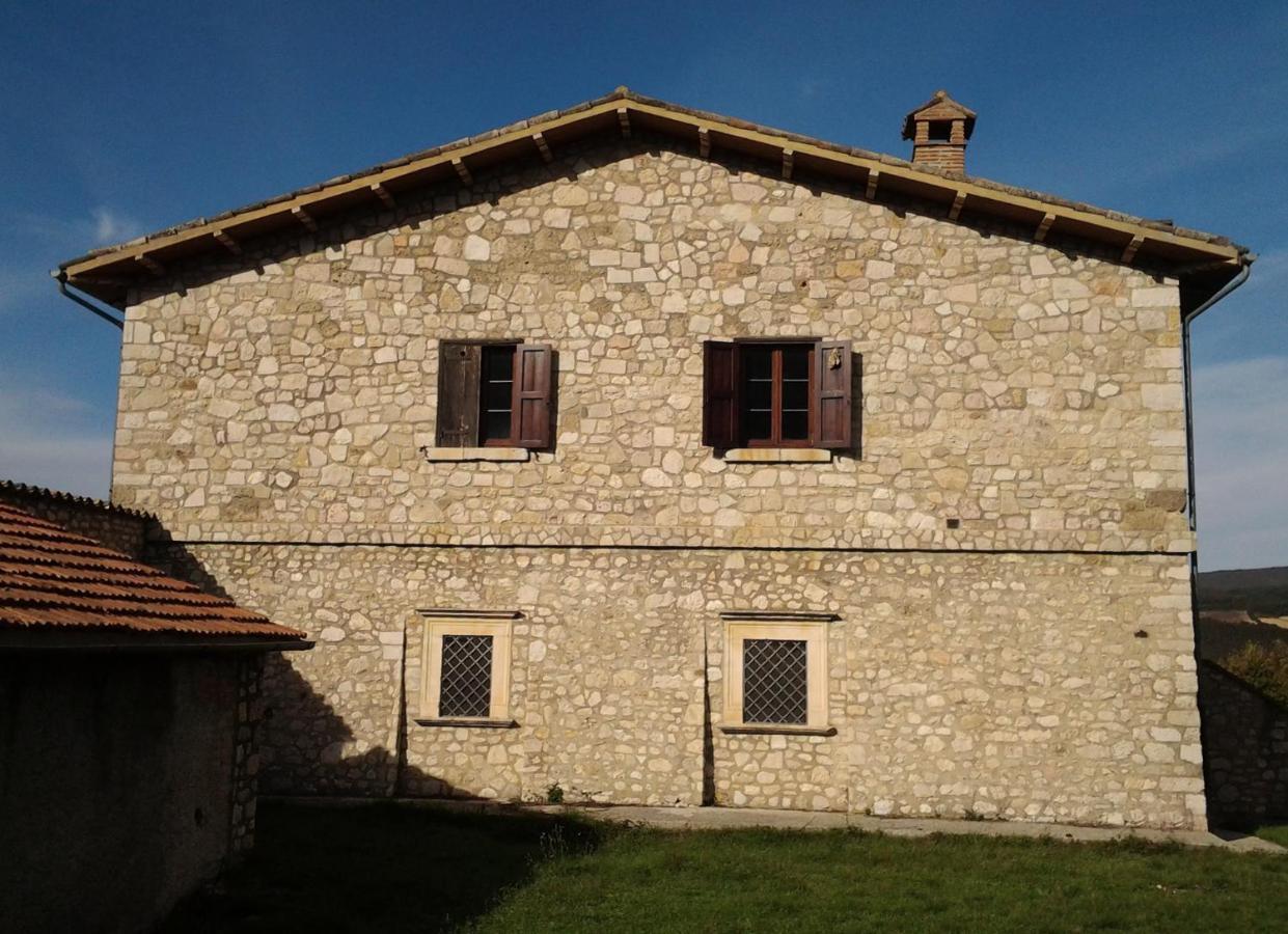 Agriturismo La Commenda-Adults Only Cascia Exterior photo