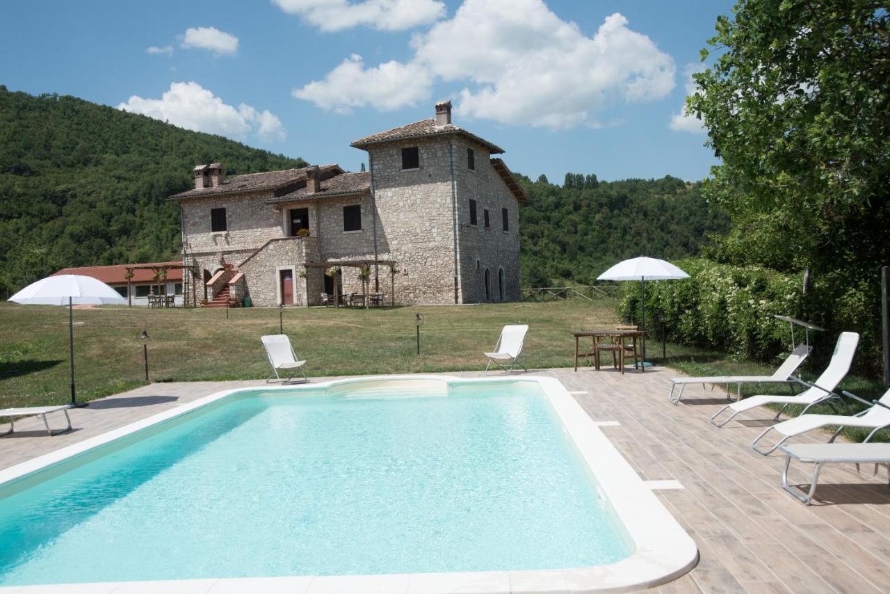 Agriturismo La Commenda-Adults Only Cascia Exterior photo